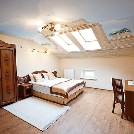 Mini-Hotel Guest House Inn Liov Cameră foto