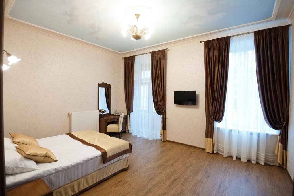 Mini-Hotel Guest House Inn Liov Exterior foto