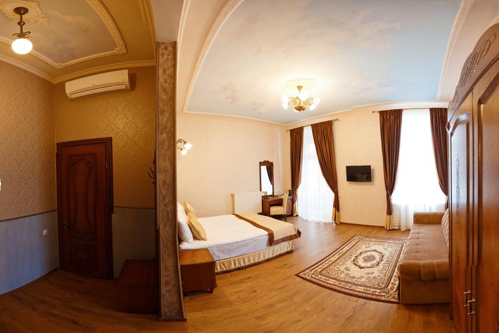 Mini-Hotel Guest House Inn Liov Exterior foto